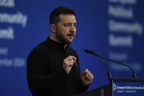 Tổng thống Ukraine Volodymyr Zelensky tại cuộc họp báo sau Hội nghị thượng đỉnh Cộng đồng Chính trị châu Âu lần thứ 5 tại Budapest, Hungary, ngày 7/11 (Ảnh: Getty)