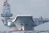Tàu sân bay Sơn Đông của quân đội Trung Quốc. Ảnh: MW.