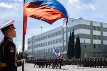 Một buổi lễ quân sự ở Sevastopol, Crimea, Nga năm 2022. Ảnh: Sputnik.