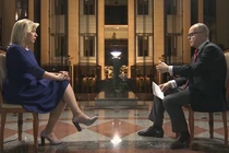 Phát ngôn viên Bộ Ngoại giao Nga Maria Zakharova (trái) trong cuộc phỏng vấn độc quyền với RT (Ảnh: RT)