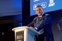 Đại sứ Ukraine tại Vương quốc Anh, Tướng Valery Zaluzhny phát biểu tại một hội nghị ở London, Vương quốc Anh trong tháng 7. Ảnh: Getty.