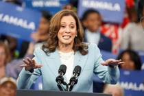Bà Kamala Harris phát biểu tại một cuộc vận động tranh cử ở Atlanta, Georgia, ngày 30/7 (Ảnh: Getty)