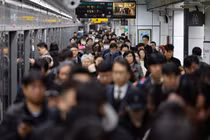 Tỷ lệ sinh thấp kỷ lục, thuộc hàng thấp nhất thế giới, làm dấy lên hồi chuông báo động ở Hàn Quốc. Ảnh: Korea Herald.