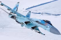 Mẫu chiến đấu cơ Su-35 của Không quân Nga. Ảnh: MW.