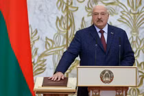 Ông Alexander Lukashenko nhậm chức Tổng thống Belarus, Minsk, Belarus ngày 25/3. Ảnh: Getty.