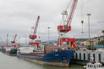 Mỹ công bố gói lệnh trừng phạt mới nhằm vào các nước mua dầu từ Iran. Ảnh: Getty.