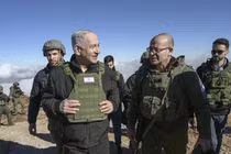 Thủ tướng Benjamin Netanyahu thăm lực lượng Israel ở vùng đệm bên trong lãnh thổ Syria ngày 17/12. Ảnh: Văn phòng Thủ tướng Israel.