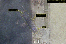 Ảnh vệ tinh cho thấy chiến hạm của Triều Tiên đang được phục hồi nhanh chóng. Ảnh: 38North.