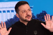 Tổng thống Ukraine Volodymyr Zelensky phát biểu trong cuộc phỏng vấn với người dẫn chương trình Fox News Bret Baier vào ngày 28/2. Ảnh: Getty.