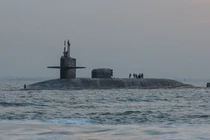 Tàu USS Georgia đi qua vùng Vịnh, khởi hành sau chuyến thăm ở Manama, Bahrain, vào ngày 27/12/2020 (Anhr: Reuters)