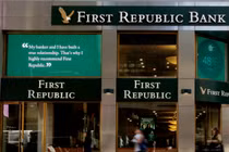 Lượng tiền gửi "chảy ra" của First Republic là “chưa từng có tiền lệ”