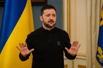 Tổng thống Ukraine volodymyr Zelensky phát biểu với báo chí ngày 25/3. Ảnh: Getty.