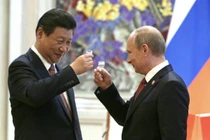 Chủ tịch Trung Quốc Tập Cận Bình và Tổng thống Nga Vladimir Putin (Ảnh: AFP)