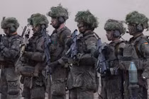 Quân đội Đức trong cuộc tập trận quân sự Quadriga có sự tham gia của Pháp, Litva và Hà Lan gần Pabrade, Litva. Ảnh: Getty.