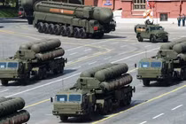 Hệ thống phòng không S-400 của quân đội Nga. Ảnh: MW.