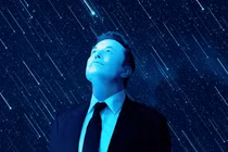 Công ty SpaceX của tỷ phú Elon Musk phóng lượng lớn vệ tinh Starlink lên quỹ đạo Trái Đất, và không ít chiếc rơi xuống mà không bị cháy hết trong không khí. Ảnh: Getty.