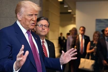 Tổng thống Mỹ Donald Trump lên tiếng chỉ trích lãnh đạo Nga, Ukraine và người tiền nhiệm Joe Biden. Ảnh: Getty.