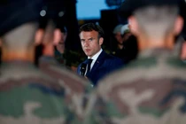 Tổng thống Pháp Emmanuel Macron đã khiến các đồng minh của ông choáng váng khi nói rằng ông sẵn sàng triển khai lực lượng chiến đấu đến Ukraine (Ảnh: EPA)
