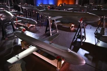 Đạn dược Peklo mới của Ukraine được trưng bày tại Kiev. Ảnh: AFP.