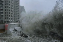 Ragasa là cơn bão cấp 10 thứ hai đổ bộ vào Hong Kong, Trung Quốc trong năm nay. Ảnh: SCMP.