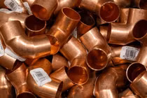 Sau khi Tổng thống Mỹ Donald Trump tuyên bố sẽ áp thuế 50% đối với đồng, giá kim loại này tiếp tục tăng. Ảnh: AFP.