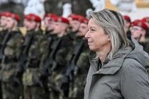 Bộ trưởng Quốc phòng Hà Lan Kajsa Ollongren (Ảnh: Getty)