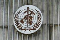 Nhiều nhà quan sát quan tâm cách đặt tên cho biến chủng B.1.1.529 của WHO (Ảnh: RT)