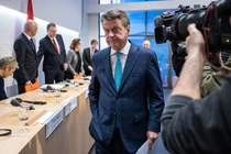 Chủ tịch UBS Colm Kelleher trong cuộc họp báo tổ chức tại Bern, Thuỵ Sĩ ngày 19/3 (Ảnh: Getty)