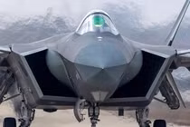 Chiến đấu cơ J-20 của Trung Quốc (Ảnh: Military Watch)