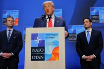 Tổng thống Mỹ Donald Trump tại cuộc họp báo tại hội nghị thượng đỉnh NATO hôm 25/6. Ảnh: CNBC.