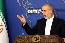 Người phát ngôn Bộ Ngoại giao Iran Nasser Kanaani tổ chức cuộc họp báo ở Tehran ngày 13/7/2022 (Ảnh: AFP)