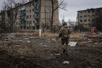 Nhiều tháng giao tranh đã khiến thị trấn vuhledar phần lớn bị bỏ hoang và đổ nát (Ảnh: AP)