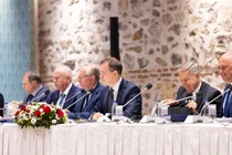 Phái đoàn đàm phán Nga tại Istanbul, Thổ Nhĩ Kỳ hôm 16/5. Ảnh: Reuters.