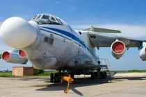 Máy bay thử nghiệm vũ khí laser trên không A-60 của Nga. Ảnh: MW.