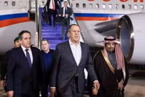 Ngoại trưởng Nga Sergey Lavrov đến Riyadh, Arab Saudi để hội đàm với phái đoàn Mỹ. Ảnh: Sputnik.