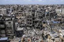 Những tòa nhà bị phá hủy trong trại tị nạn Jabalia ở thành phố Gaza vào ngày 3/10/2024 (Ảnh: Getty)