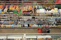 Kinh tế toàn cầu có thể trượt vào một cuộc suy thoái trong năm 2023 (Ảnh: The Economist)