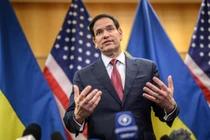 Ngoại trưởng Mỹ Marco Rubio tổ chức họp báo sau cuộc đàm phán kín về kế hoạch chấm dứt chiến tranh ở Ukraine của Mỹ ở Geneva, vào ngày 23/11. Ảnh: AFP.