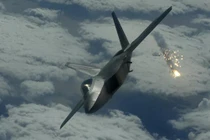 Khoảng 35 chiếc F-22 Raptors sẽ được triển khai tham gia chiến dịch Pacific Iron 2021 (Ảnh: Sputnik)