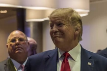 Tổng thống Mỹ Donald Trump phát biểu với các phóng viên sau khi có bài phát biểu tại Diễn đàn Kinh tế Thế giới ở Davos. Ảnh: GEtty.