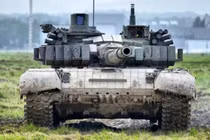 Xe tăng T-72M4CZ (Ảnh: Military Watch)