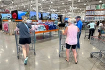 Giới chức Fed đã chứng kiến một số tín hiệu khả quan về lạm phát (Ảnh: WSJ)