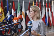 Nhà ngoại giao hàng đầu của EU Kaja Kallas phát biểu với các nhà báo tại Brussels vào ngày 6/3. Ảnh: Getty.