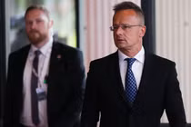 Bộ trưởng Ngoại giao Hungary Peter Szijjarto tại một sự kiện ở Warsaw, Ba Lan, vào ngày 7/5. Ảnh: Getty.