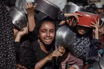 Dữ liệu cho thấy lượng viện trợ vào Gaza chỉ đáp ứng chưa đến 25% nhu cầu cơ bản. Ảnh: Getty.