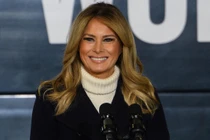 Đệ nhất phu nhân Melania Trump nói lời từ biệt trước khi rời Nhà Trắng (Ảnh: Verietyinfo)
