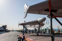 Mẫu UAV Shahed được Nga nâng cấp thành một thứ vũ khí nguy hiểm và khó bị đánh chặn. Ảnh: Getty.