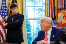 Tổng thống Mỹ Donald Trump (phải) và Elon Musk tham dự một cuộc họp báo tại Phòng Bầu dục vào tháng 5. Ảnh: Reuters.