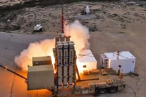 Tên lửa đất đối không được phóng từ hệ thống David's Sling của Israel. Ảnh: MW.