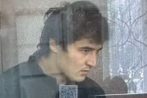 Muhammad Zoir Sharipzoda, nghi phạm trong vụ án hình sự liên quan đến vụ tấn công khủng bố Tòa thị chính Crocus, tại phiên điều trần ngày 5/4 (Ảnh: RT)